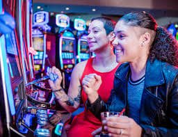myan99 game Sportsbook Live Odds ဘောလုံးပြိုင်ပွဲ In-Play လောင်းကြေးထပ်နေသော မြင်ကွင်း
